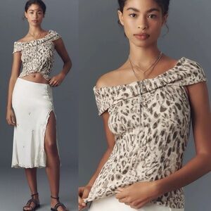 NWT Anthropologie Pilcro Off The Shoulder Twist Rib Animal Print Top